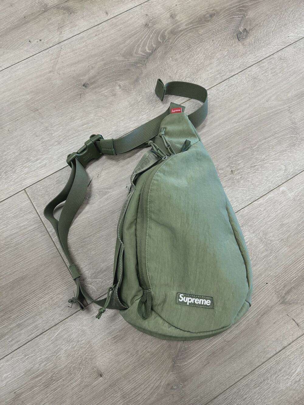 FW20 Supreme Sling Bag 'Olive' SF